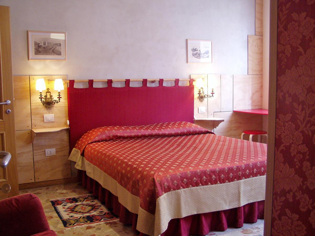 B&B Allo Squero เวนิส ภายนอก รูปภาพ