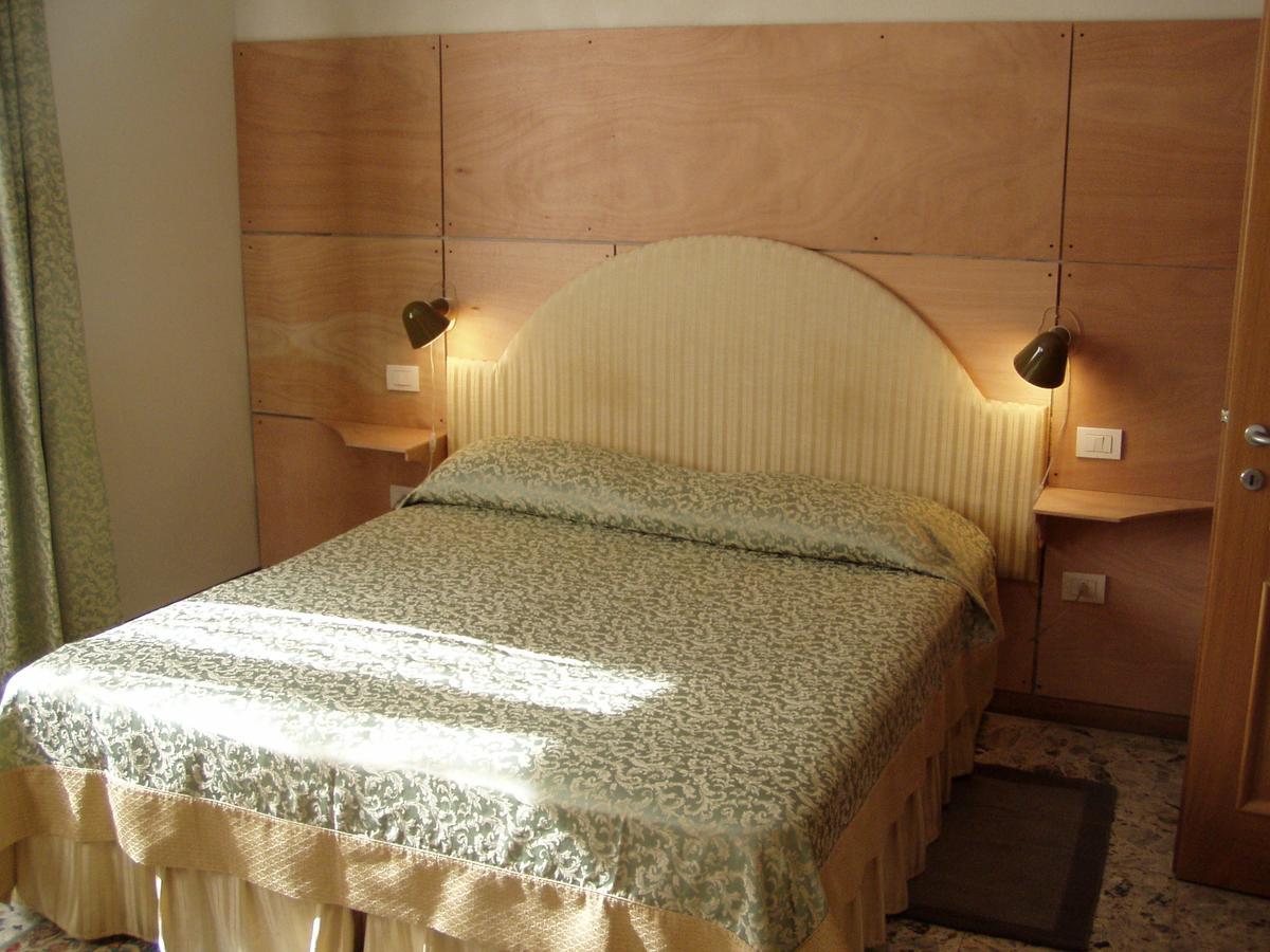 B&B Allo Squero เวนิส ภายนอก รูปภาพ